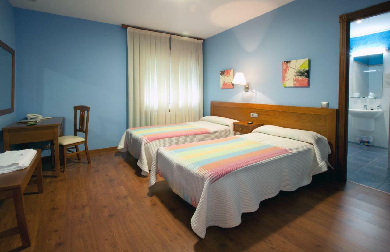 Hotel Terranova Oza dos Rios Екстер'єр фото
